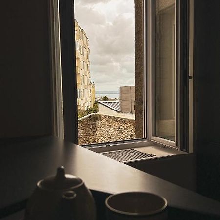 Appartement Centre Ville - Proche Gare Брест Екстериор снимка